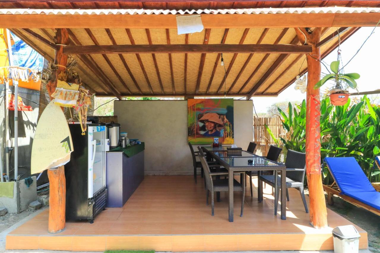 Uma Hostel Lembongan Bagian luar foto